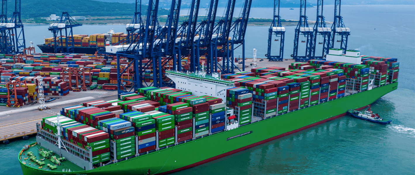 containerskib ved kajen