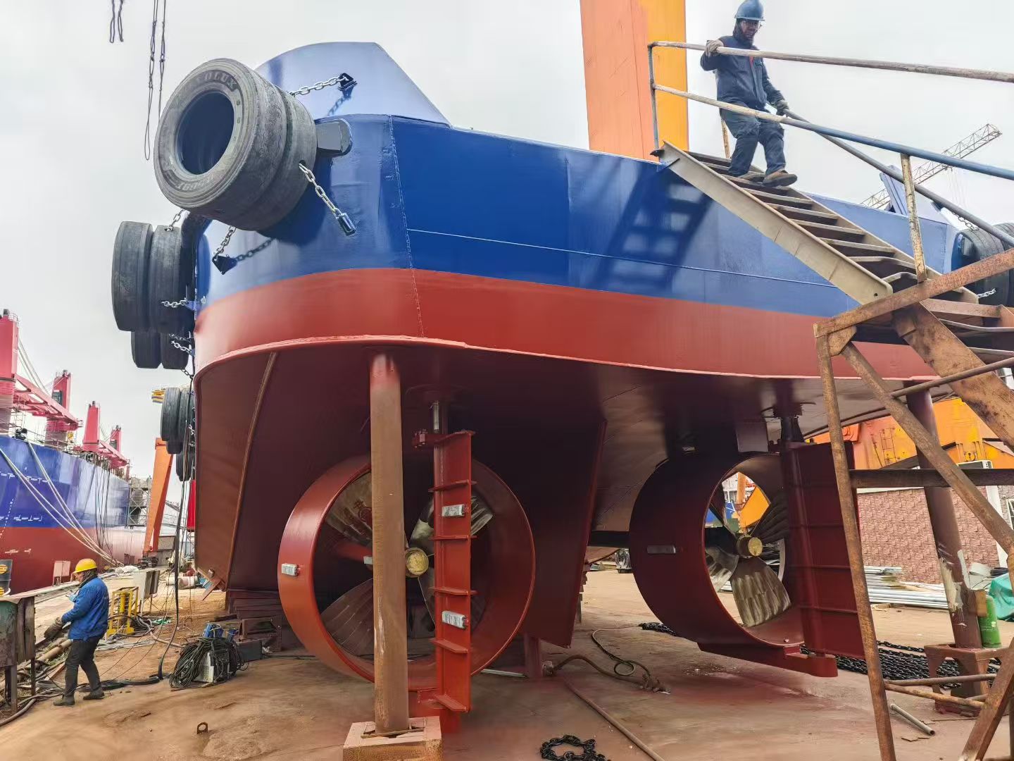 Qinhai Shipyard 2200 HP 29t Slæbebåd Rina klasse til salg