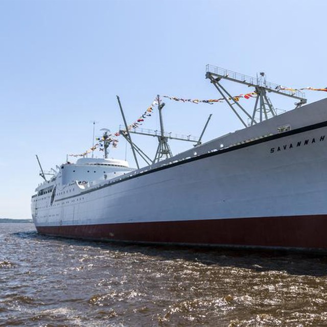 Flydende mørkegrøn konstrueret marinebelægning