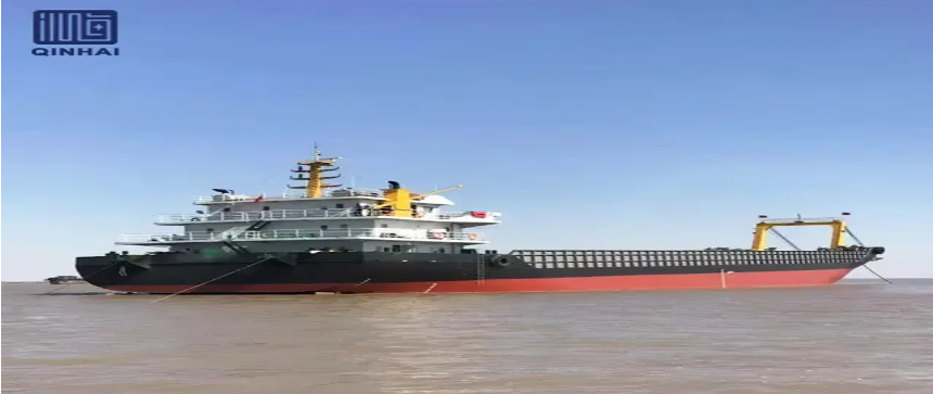 LCT-fragtskibe: Alsidig transport til bulk og tungt gods