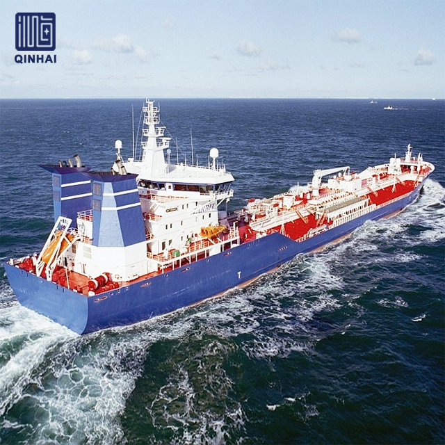 Skibsværft Customized 3000dwt olietankere Sendes med oliekran